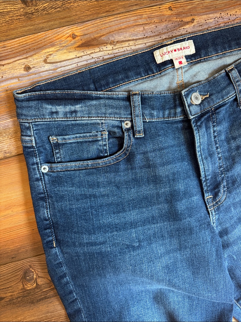 Lucky Brand sweet mid rise boot jeans size 14 / 32R - Picture 3 of 8